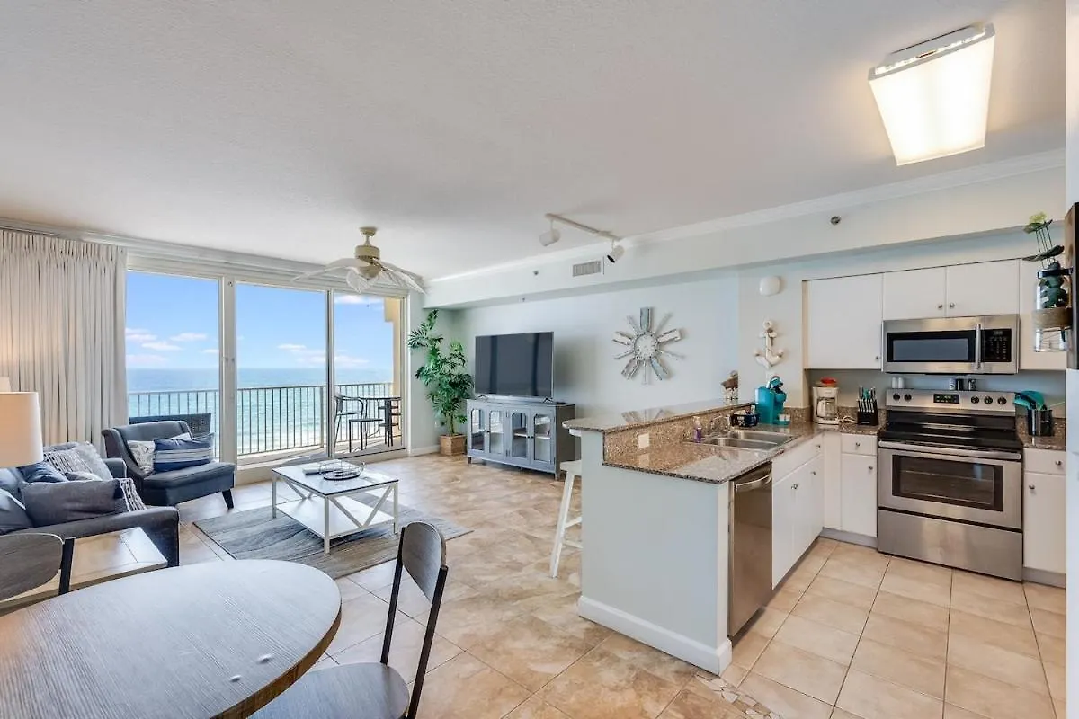 Апартаменты Shores Of Panama 602 2 Bedroom 2 Ba Beachfront Balcony Панама-Сити